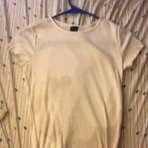 I am selling a White short sleeve tee